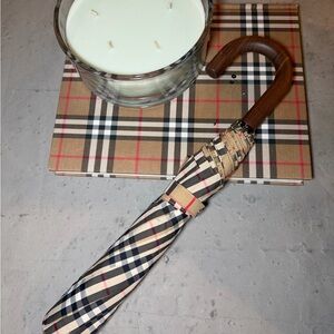 Burberry Beige and Black Checkered Umbrella with Wooden Handle